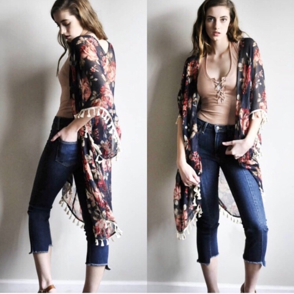 Floral Kimono - Picture 2 of 8